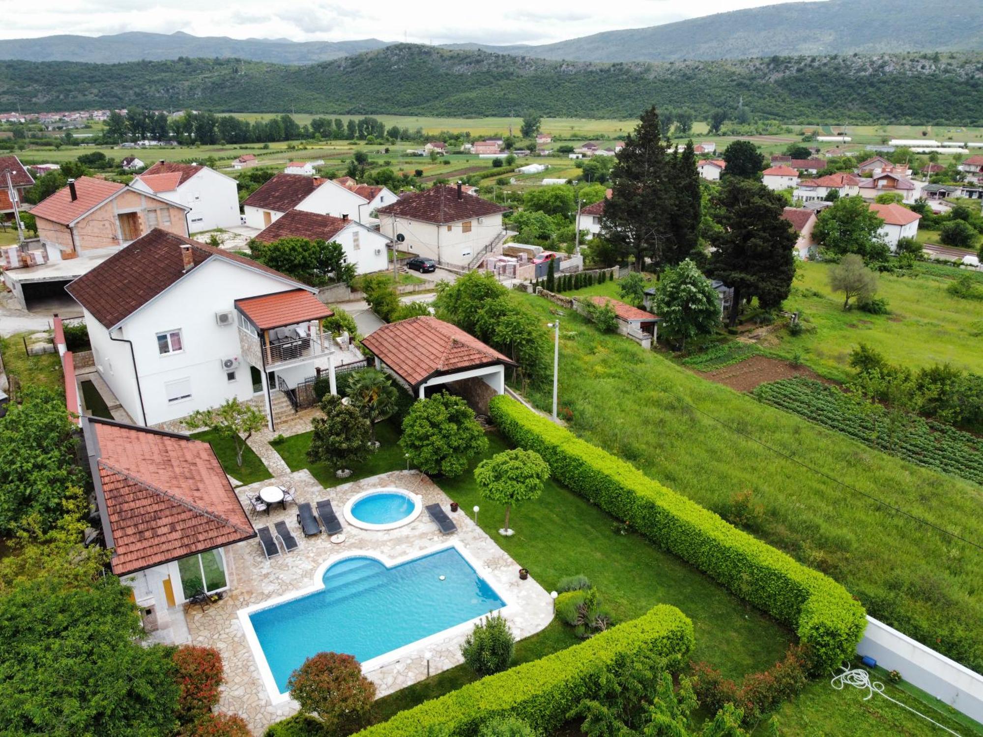 Sunny Apartment With Swimming Pool Stolac Bagian luar foto